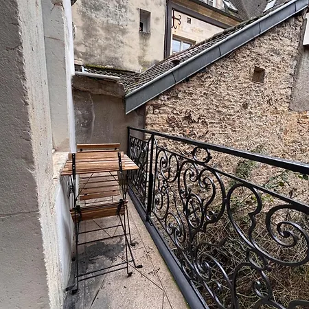 Le Balcon Dijonnais - Cours Cambronne * Digione